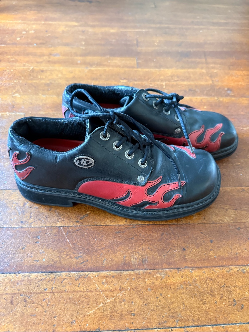 Women’s Harley Davidson flame leather shoes